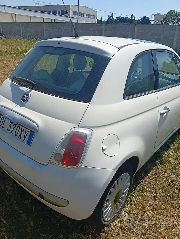 Usata Fiat 500 69 CV (50 kW) 2008 Bianco Utilitaria