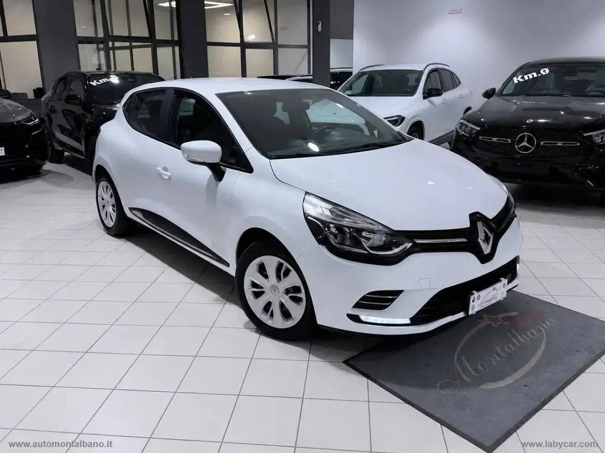 Usata Renault Clio Intens 74 CV (54 kW) 2019 Bianco