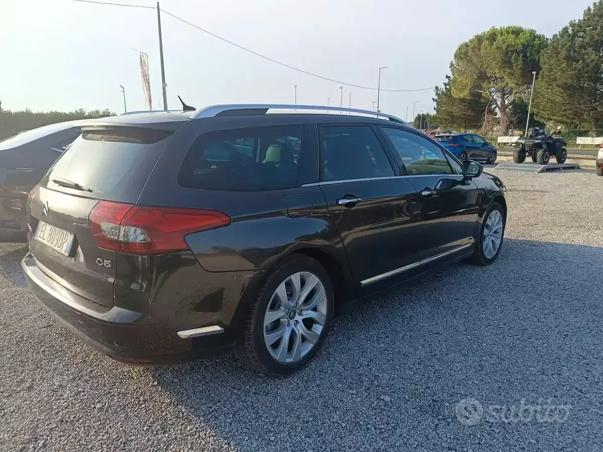 Usata Citroën C5 Exclusive 163 CV (119 kW) 2012 Grigio Station wagon