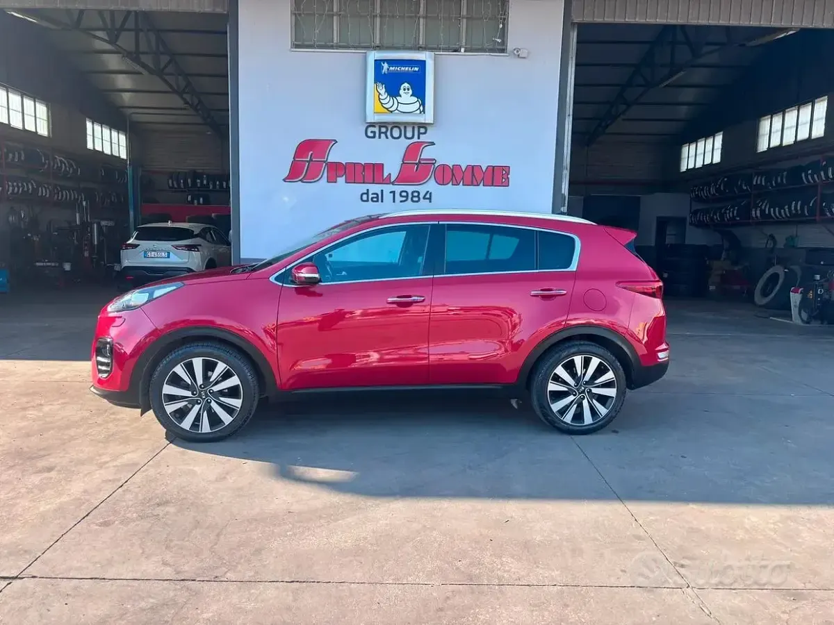 Usata Kia Sportage 115 CV (84 kW) 2017 Rosso SUV