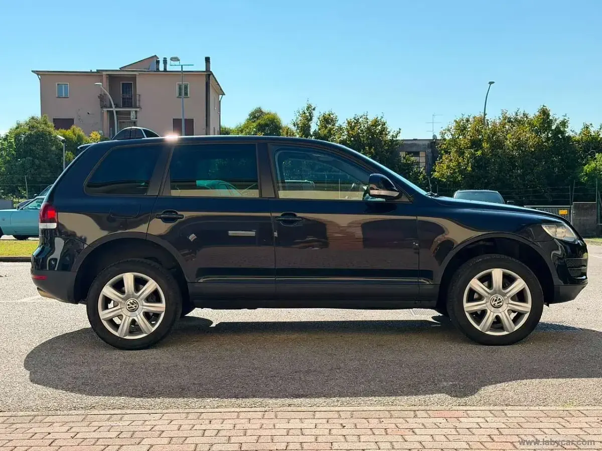Usata VW Touareg Executive 239 CV (175 kW) 2009 Nero SUV