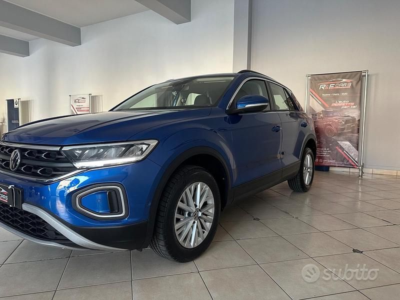 Usata VW T-Roc Style 150 CV (110 kW) 2022 Blu SUV