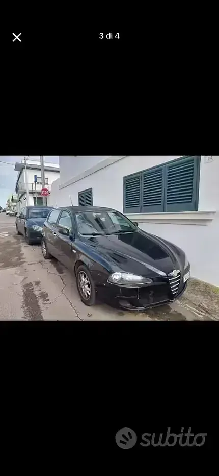 Usata Alfa Romeo 147 116 CV (85 kW) 2005 Nero Utilitaria