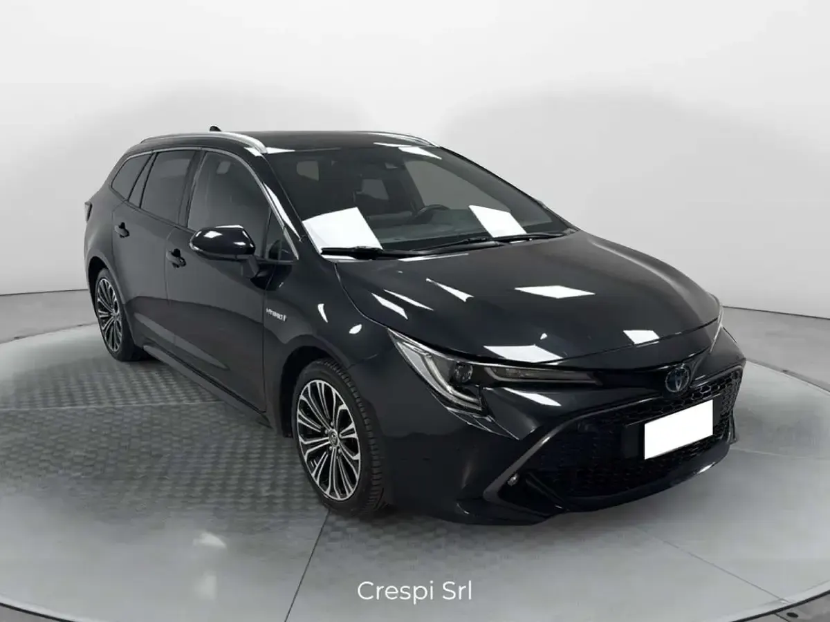 Usata Toyota Corolla Lounge 184 CV (135 kW) 2019 Nero Station wagon