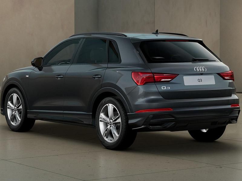 Usata Audi Q3 S-Line 150 CV (110 kW) 2025 Grigio SUV