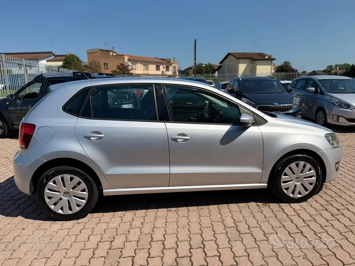 Usata VW Polo Comfortline 69 CV (50 kW) 2010 Grigio Utilitaria
