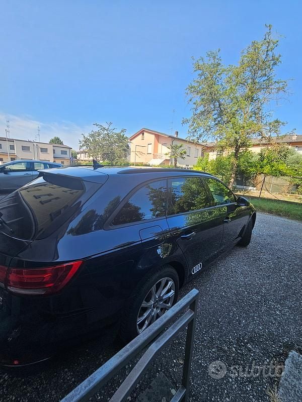 Usata Audi A4 190 CV (139 kW) 2017 Blu Station wagon