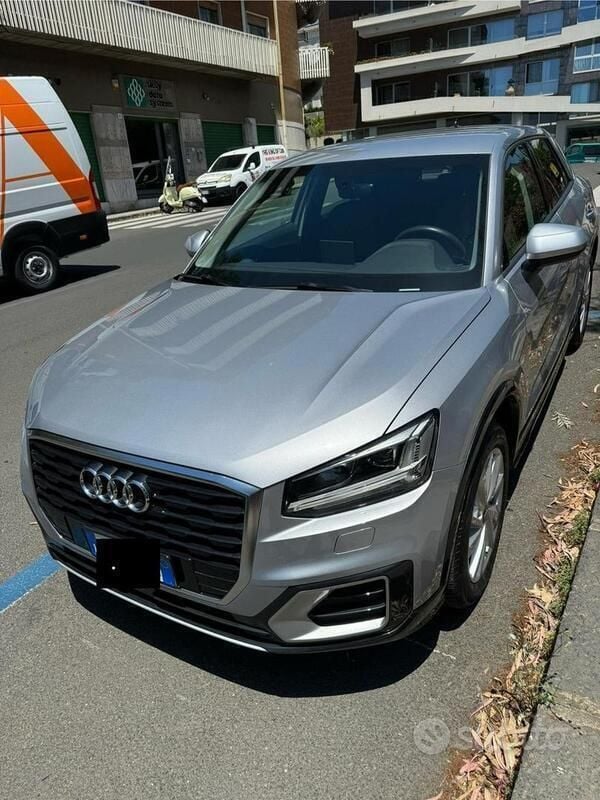 Usata Audi Q2 Business 116 CV (85 kW) 2020 Grigio SUV