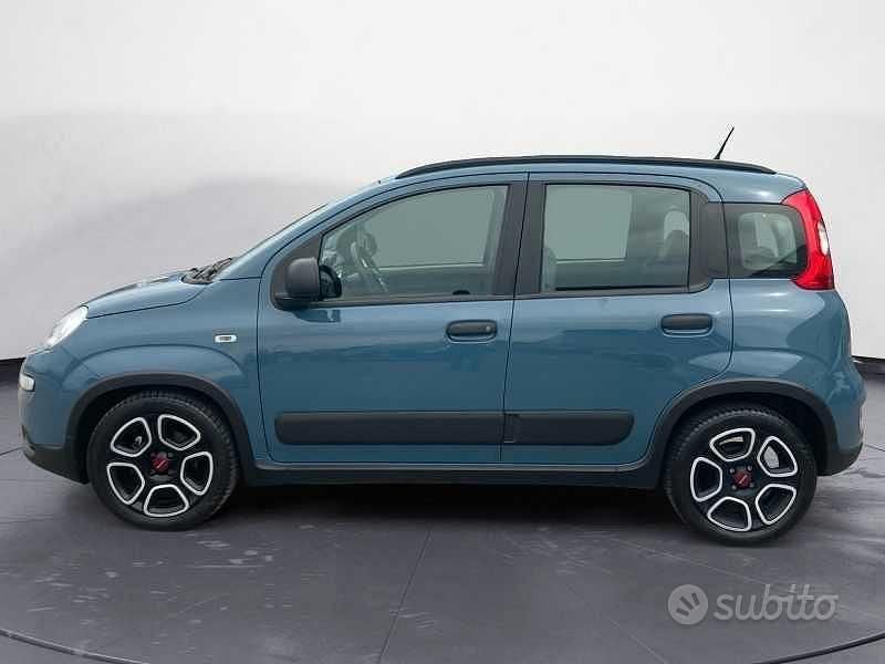 Usata Fiat Panda City Life 70 CV (51 kW) 2021 Blu Utilitaria