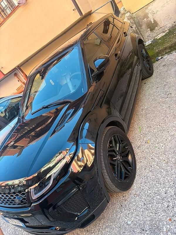Usata Land Rover Range Rover evoque Black Edition 180 CV (132 kW) 2017 Nero Station wagon
