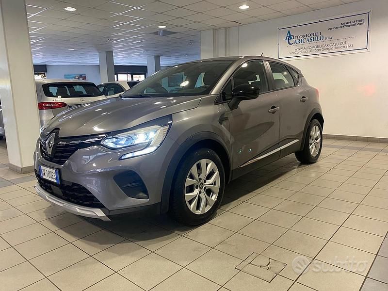 Usata Renault Captur Business 116 CV (85 kW) 2021 Grigio scuro metallizzato SUV