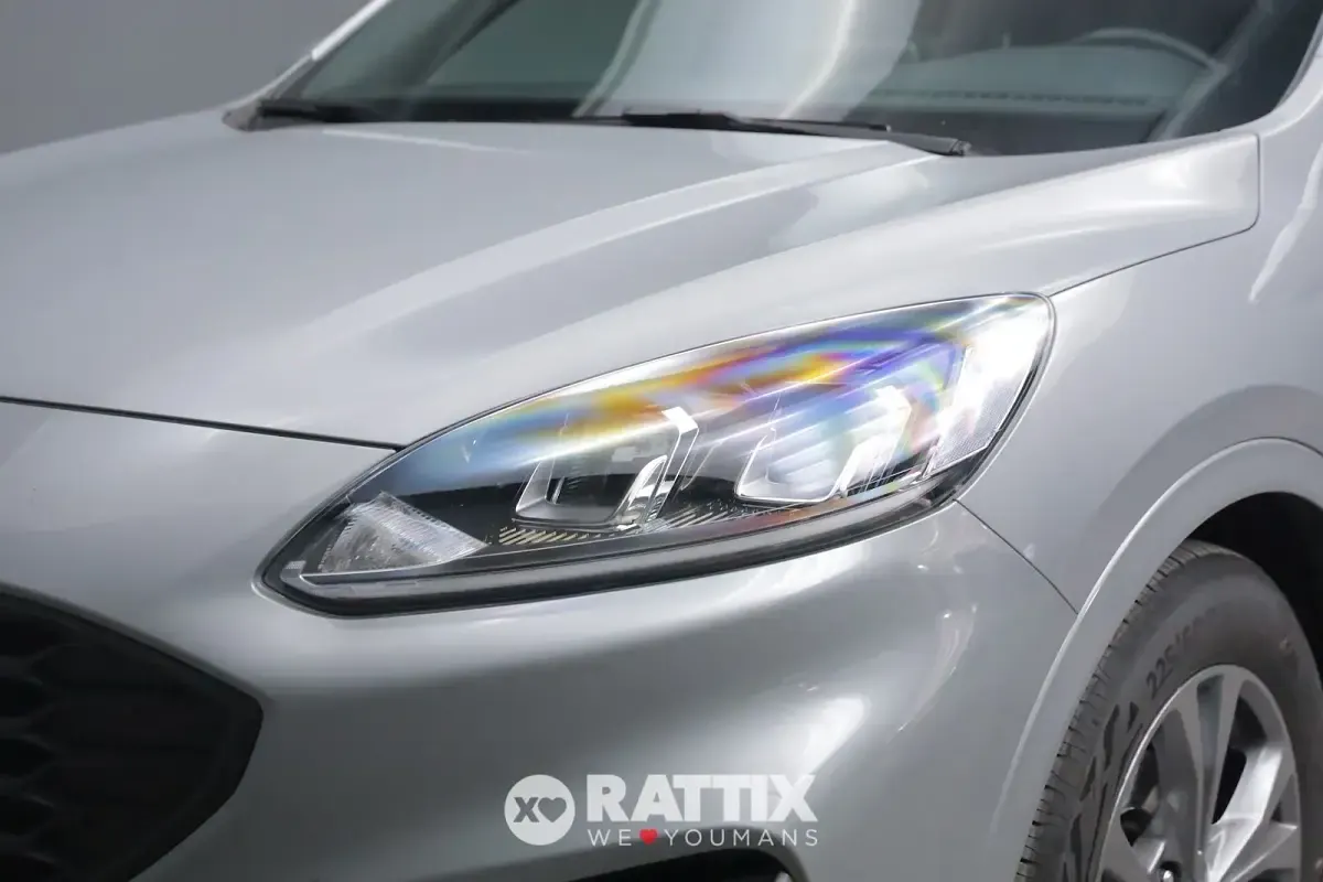 Usata Ford Kuga ST-Line 120 CV (88 kW) 2023 Grey matter SUV