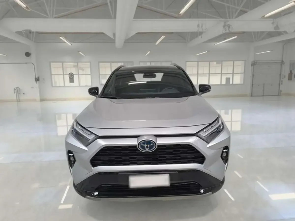Usata Toyota RAV4 Hybrid Style 178 CV (130 kW) 2022 Grigio SUV