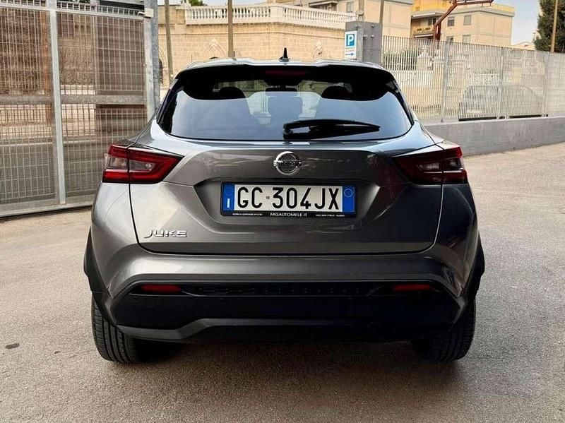 Usata Nissan Juke 117 CV (86 kW) 2020 Grigio SUV