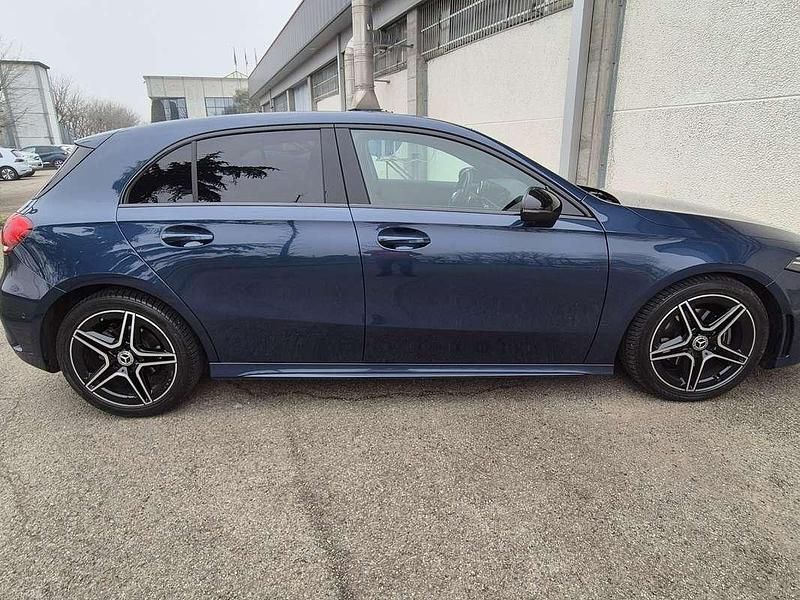 Usata Mercedes A180 Premium 116 CV (85 kW) 2021 Berlina