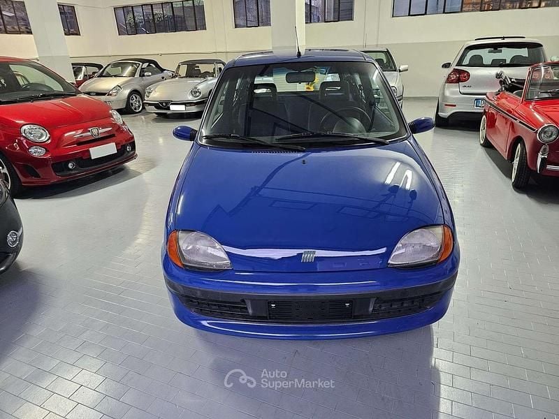 Usata Fiat 600 54 CV (39 kW) 2000 Blu/azzurro Berlina