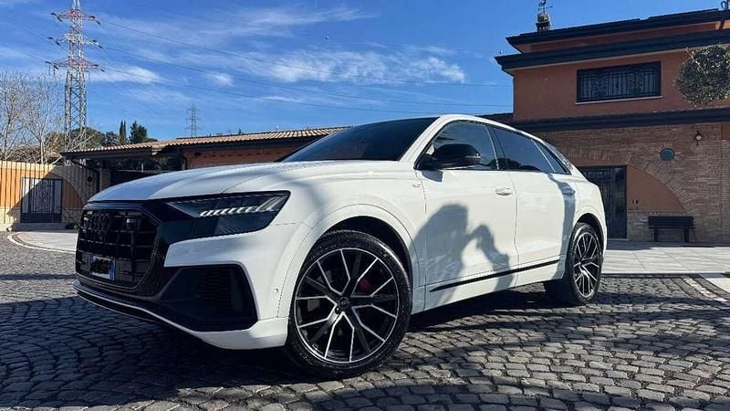 Usata Audi Q8 S-Line 340 CV (250 kW) 2022 Bianco SUV
