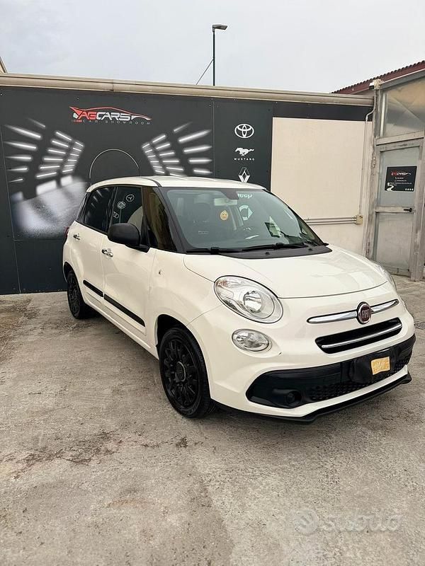 Usata Fiat 500L Business 95 CV (69 kW) 2019 Bianco Monovolume