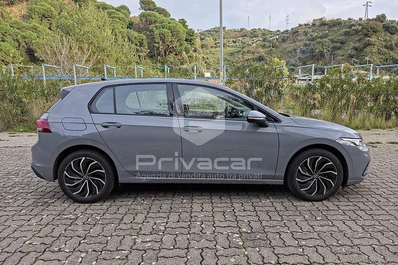Usata VW Golf VIII Style 115 CV (84 kW) 2023 Grigio Berlina
