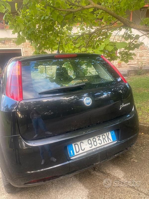 Usata Fiat Grande Punto 75 CV (55 kW) 2007 Nero Utilitaria