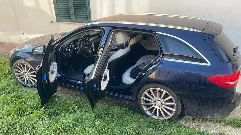 Usata Mercedes C220 Premium 170 CV (125 kW) 2016 Blu Station wagon