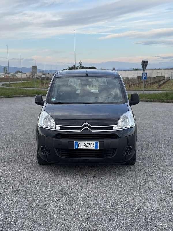 Usata Citroën Berlingo 75 CV (55 kW) 2012 Nero Monovolume
