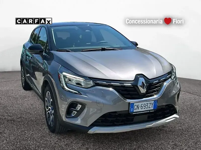 Usata Renault Captur Intens 101 CV (74 kW) 2023 Grigio SUV