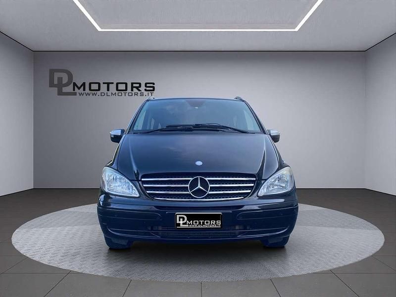 Usata Mercedes Viano 150 CV (110 kW) 2010 Nero Monovolume