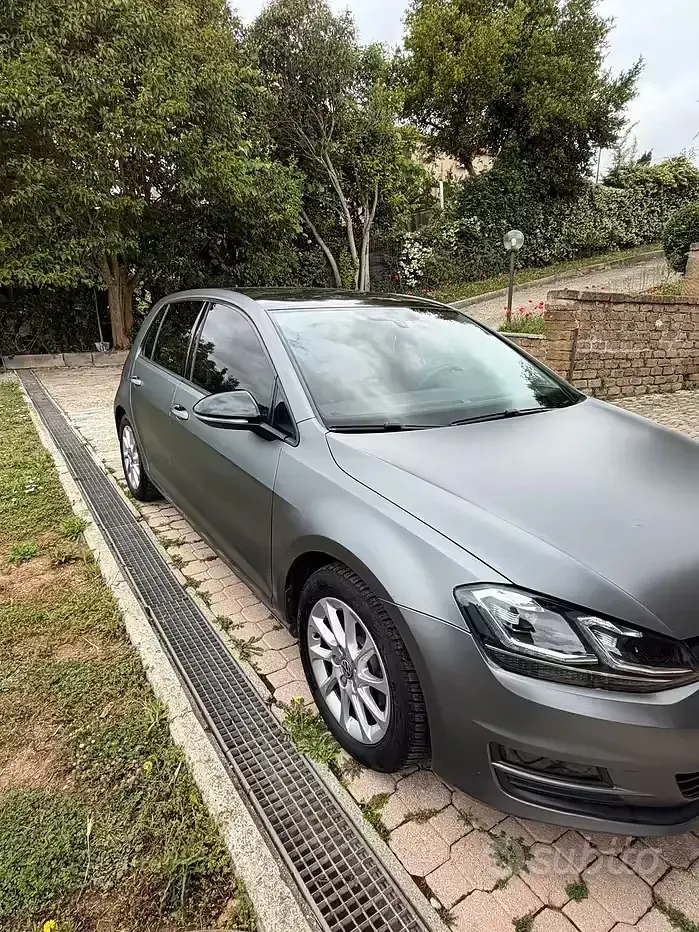 Usata VW Golf VII 110 CV (80 kW) 2017 Grigio Berlina