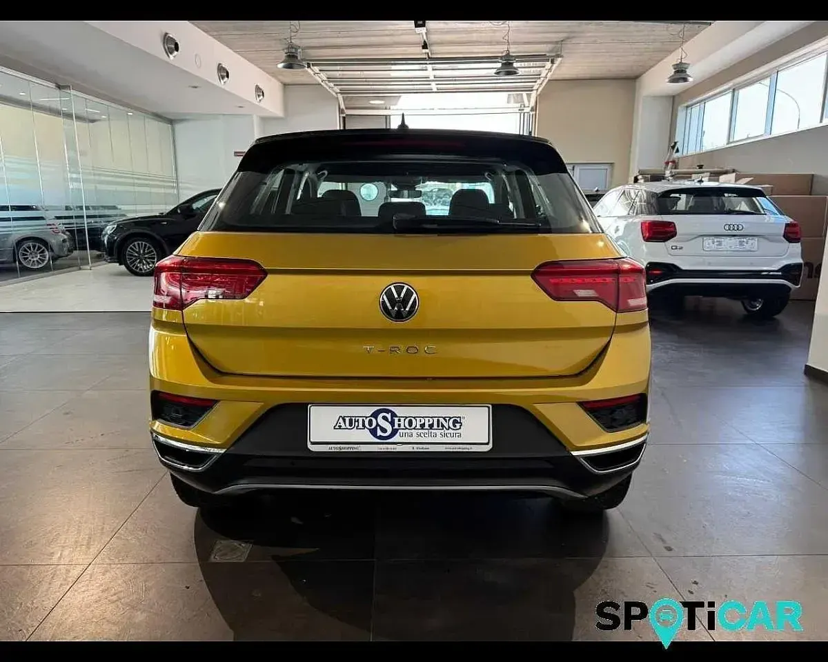 Usata VW T-Roc Style 116 CV (85 kW) 2021 Giallo SUV