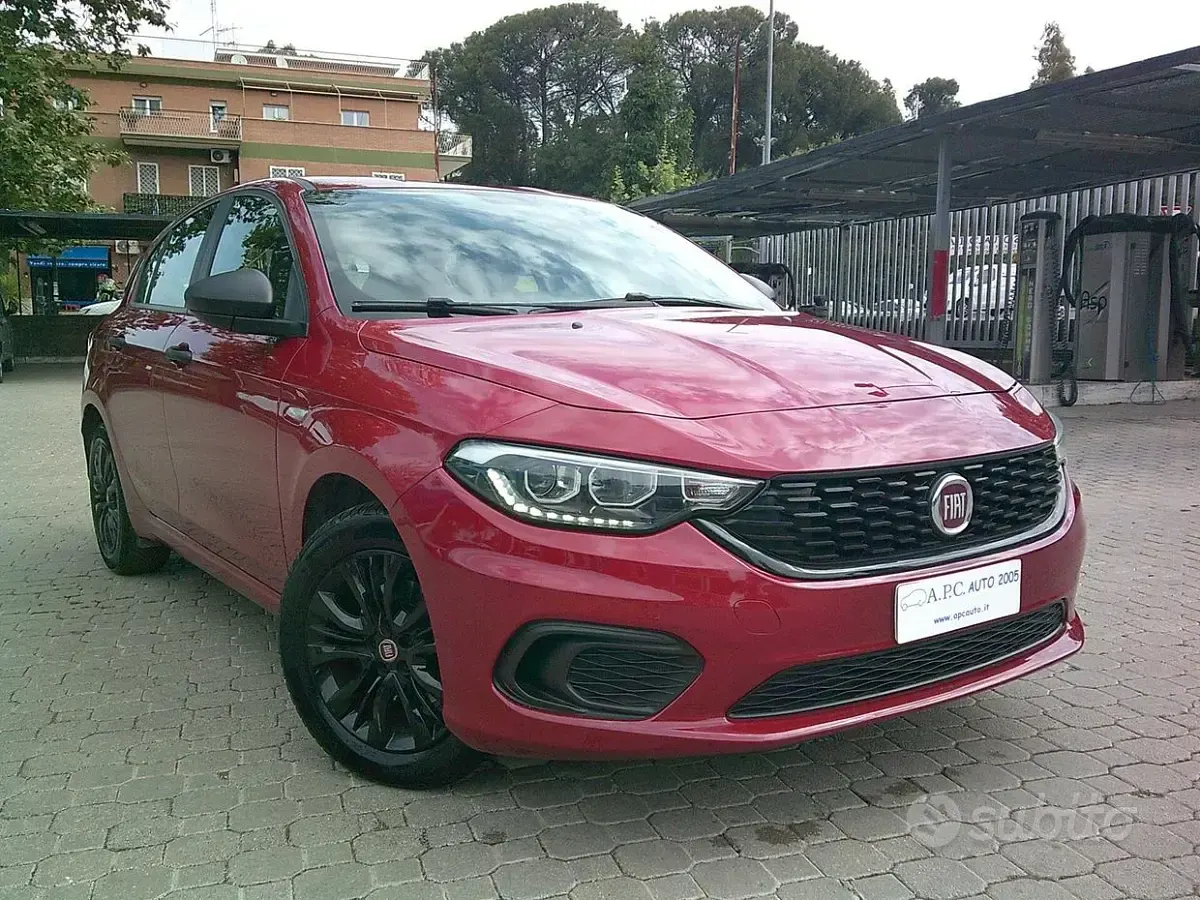 Usata Fiat Tipo Street 95 CV (69 kW) 2021 Rosso Berlina