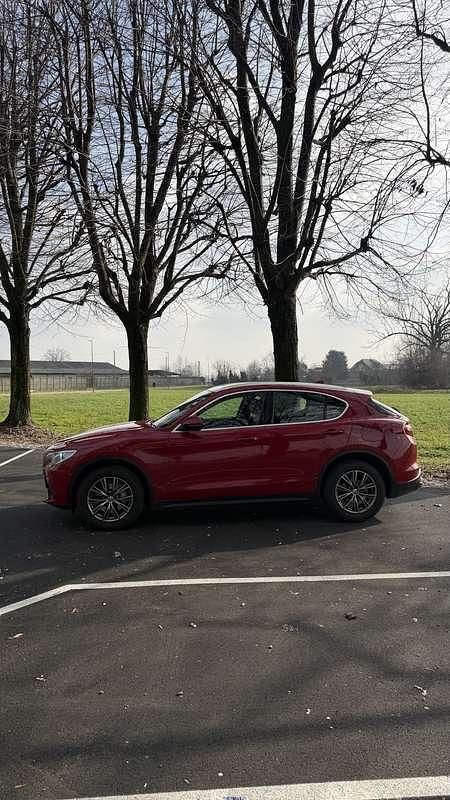 Usata Alfa Romeo Stelvio Executive 209 CV (153 kW) 2018 SUV