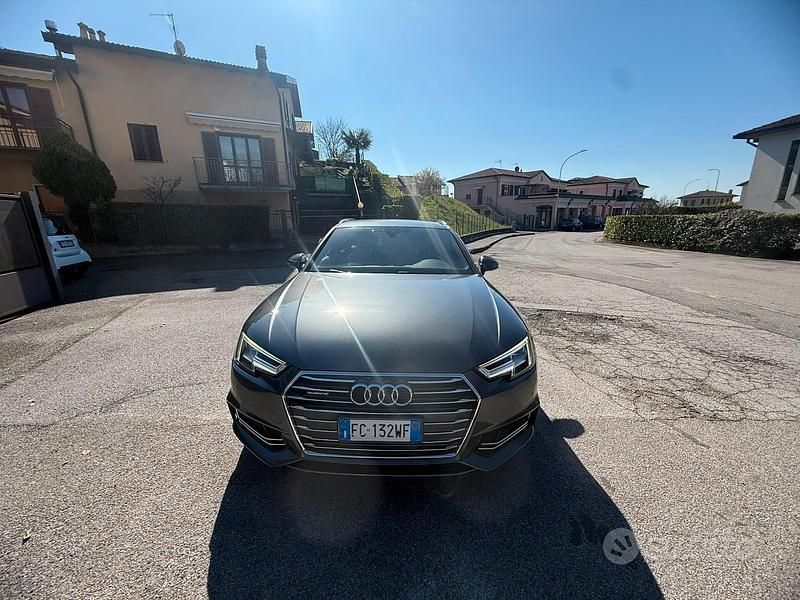 Usata Audi A4 190 CV (139 kW) 2016 Grigio Station wagon