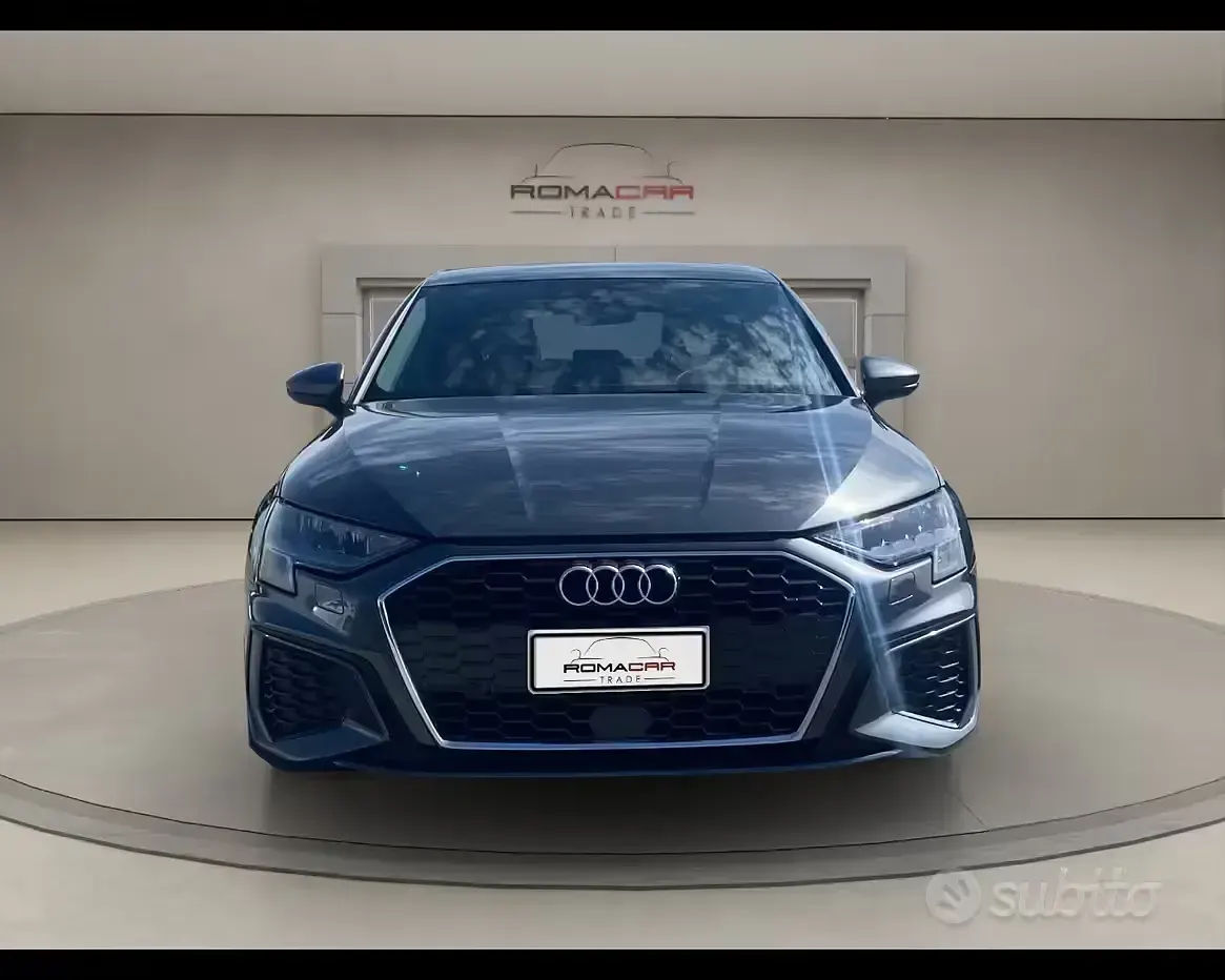 Usata Audi A3 Comfort 116 CV (85 kW) 2022 Grigio Berlina