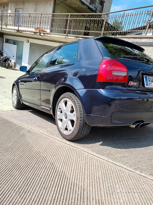 Usata Audi S3 210 CV (154 kW) 1999 Blu Utilitaria