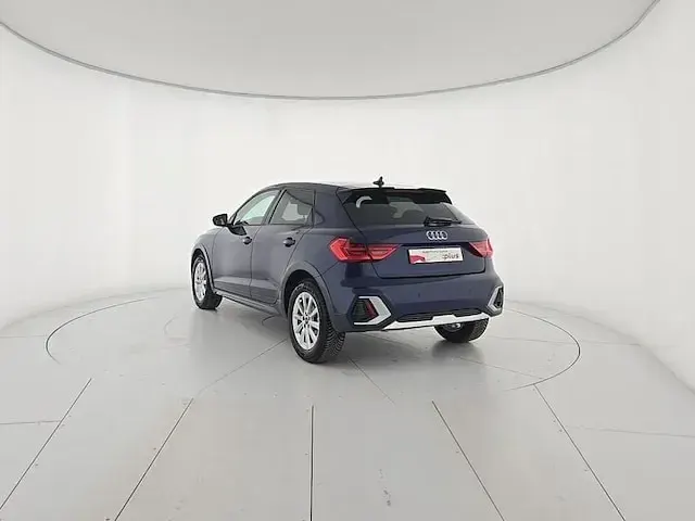 Usado Audi A1 Advanced Plus 116 CV (85 kW) 2025 Azul SUV