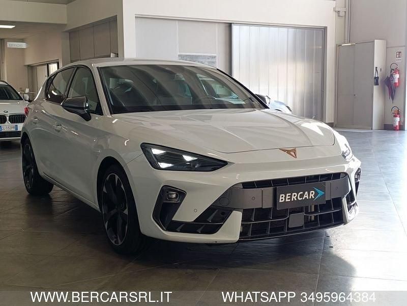Usata Cupra Leon 150 CV (110 kW) 2025 Bianco Utilitaria