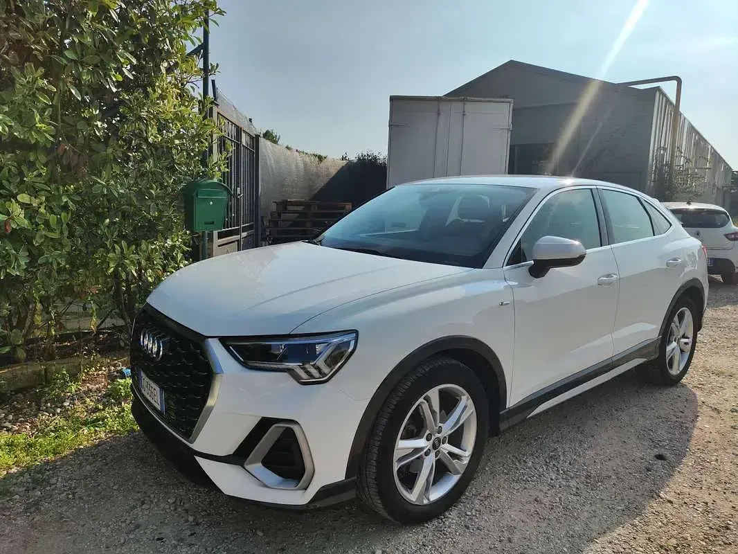 Usata Audi Q3 Sportback S-Line 150 CV (110 kW) 2022 SUV