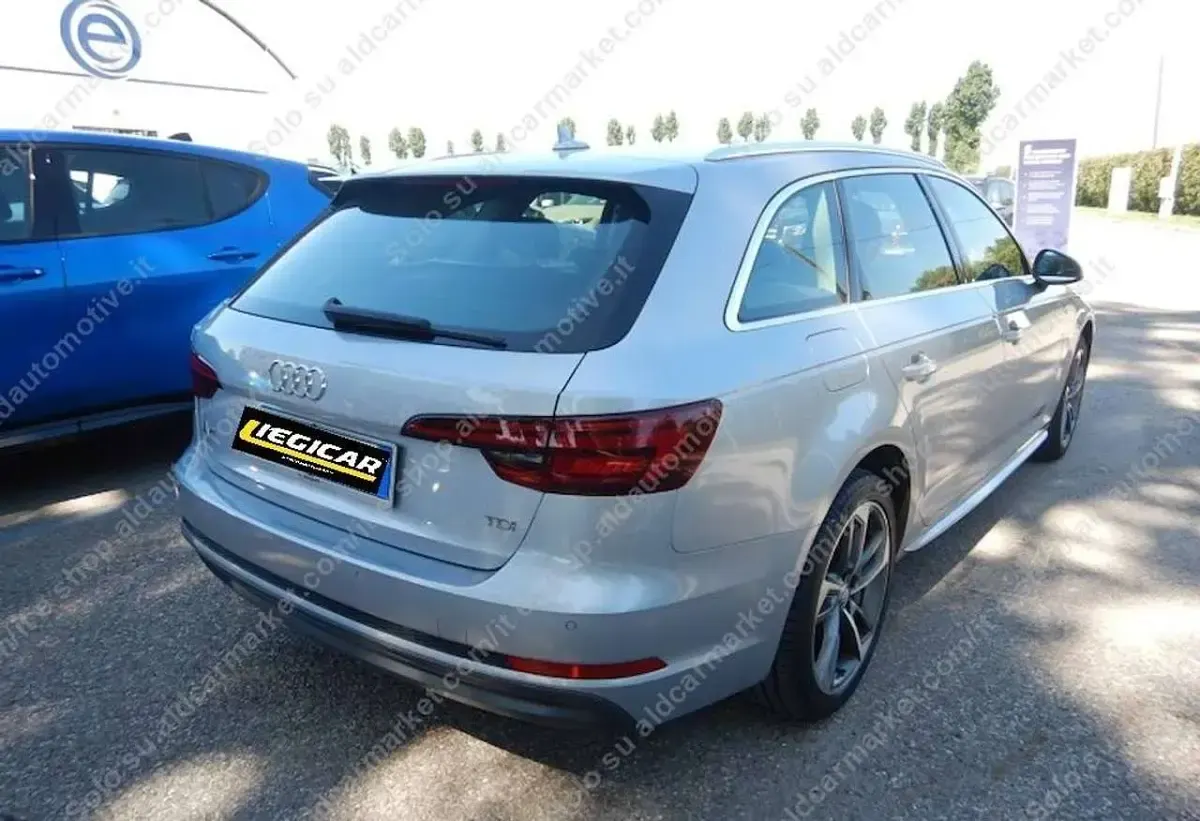 Usata Audi A4 S-Line 150 CV (110 kW) 2018 Grigio Station wagon