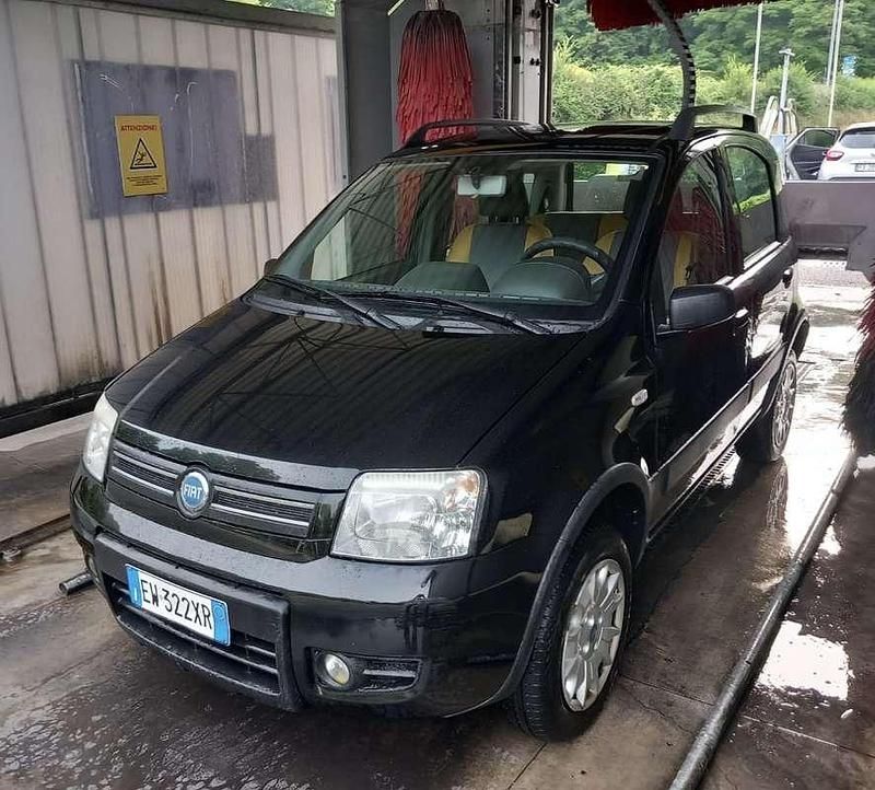 Usata 2007 Fiat Panda 4x4 Due volumi | 5800 € (Cara) - Immagine 1/4