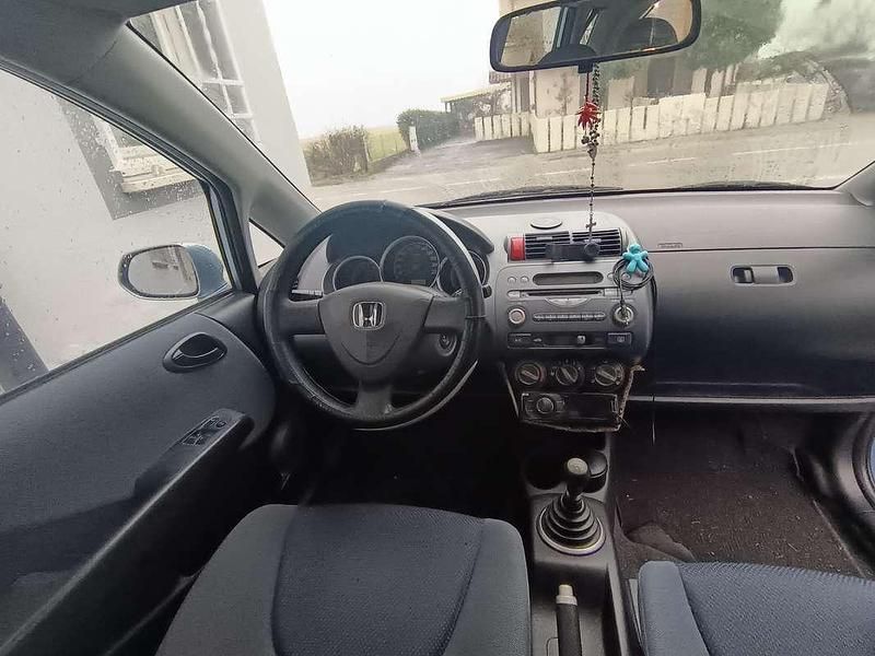 Usata Honda Jazz LS 77 CV (56 kW) 2003 Blu/azzurro Utilitaria