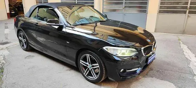 Usata BMW 220 Sport Line 190 CV (139 kW) 2015 Nero metallizzato Cabrio