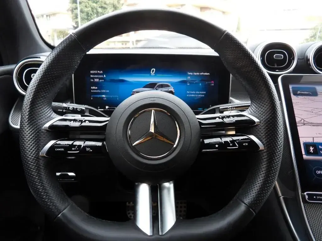 Usata Mercedes GLC220 Advanced Plus 197 CV (144 kW) 2022 Bianco SUV