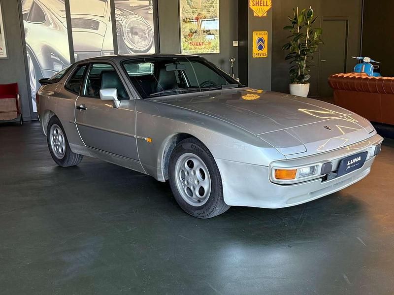 Usata Porsche 944 S 190 CV (139 kW) 1987 Argento Coupé