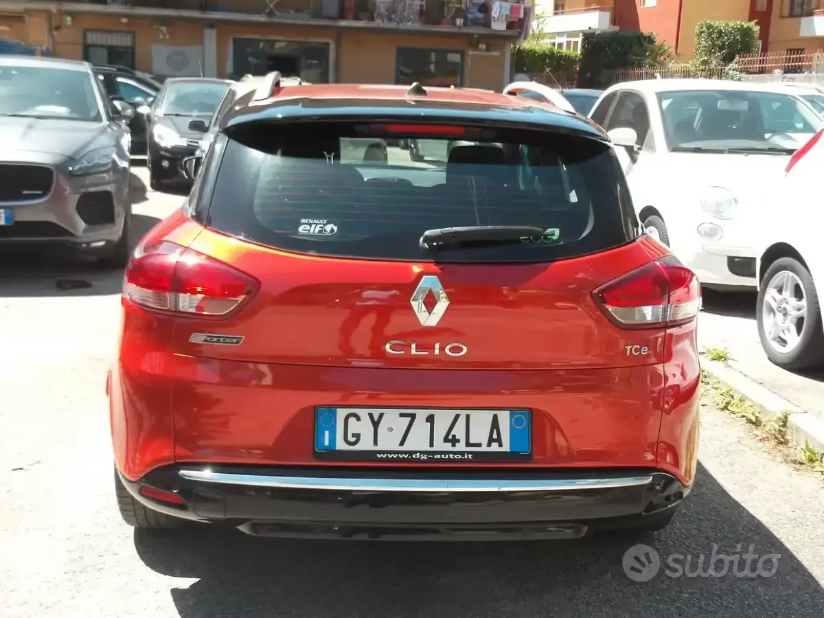 Usata Renault Clio 90 CV (66 kW) 2013 Arancione Station wagon