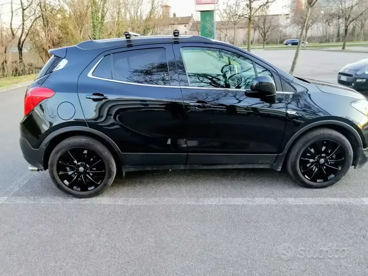 Usata Opel Mokka Cosmo 116 CV (85 kW) 2015 Nero SUV
