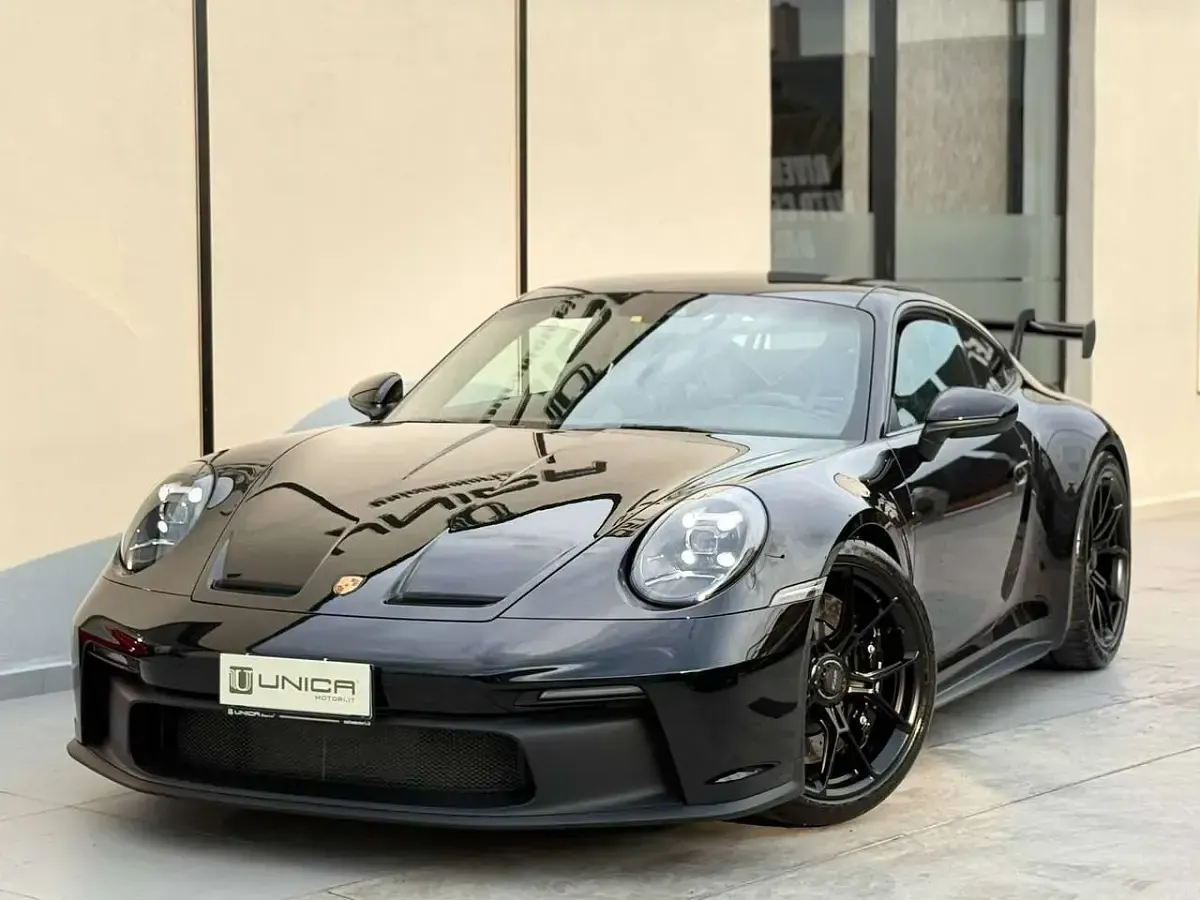 Usata Porsche 992 510 CV (375 kW) 2024 Jet black Coupé