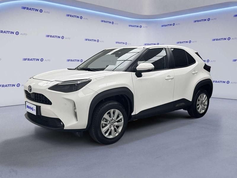 Usata Toyota Yaris Cross Business Edition 177 CV (130 kW) 2025 Bianco SUV