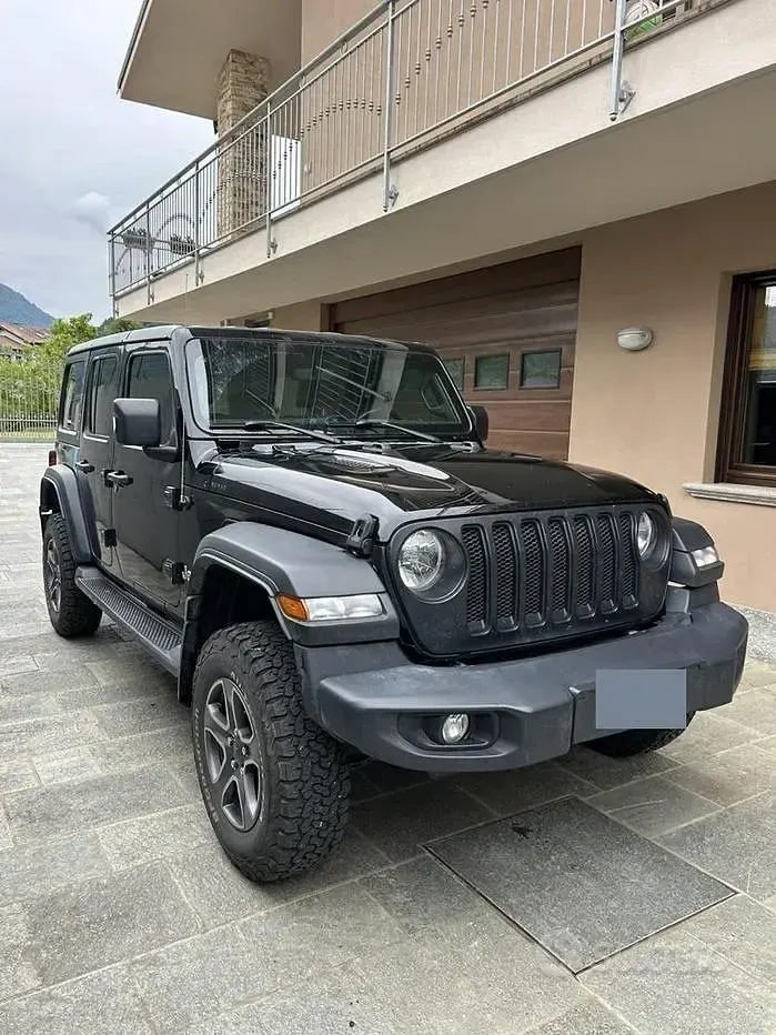 Usata Jeep Wrangler Sport 200 CV (147 kW) 2021 Nero SUV