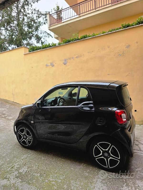 Usata Smart ForTwo Coupé Pulse 2023 Utilitaria